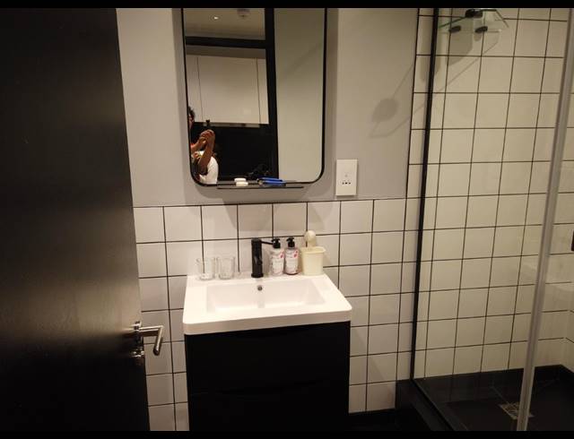1 BEDROOM APARTMENT TO LET IN CAPE TOWN CITY CENTRE
